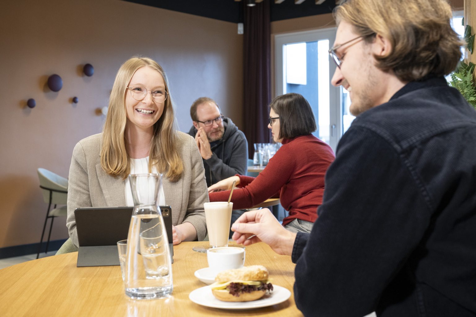  ber Uns OHB Digital Connect We Connect Space 